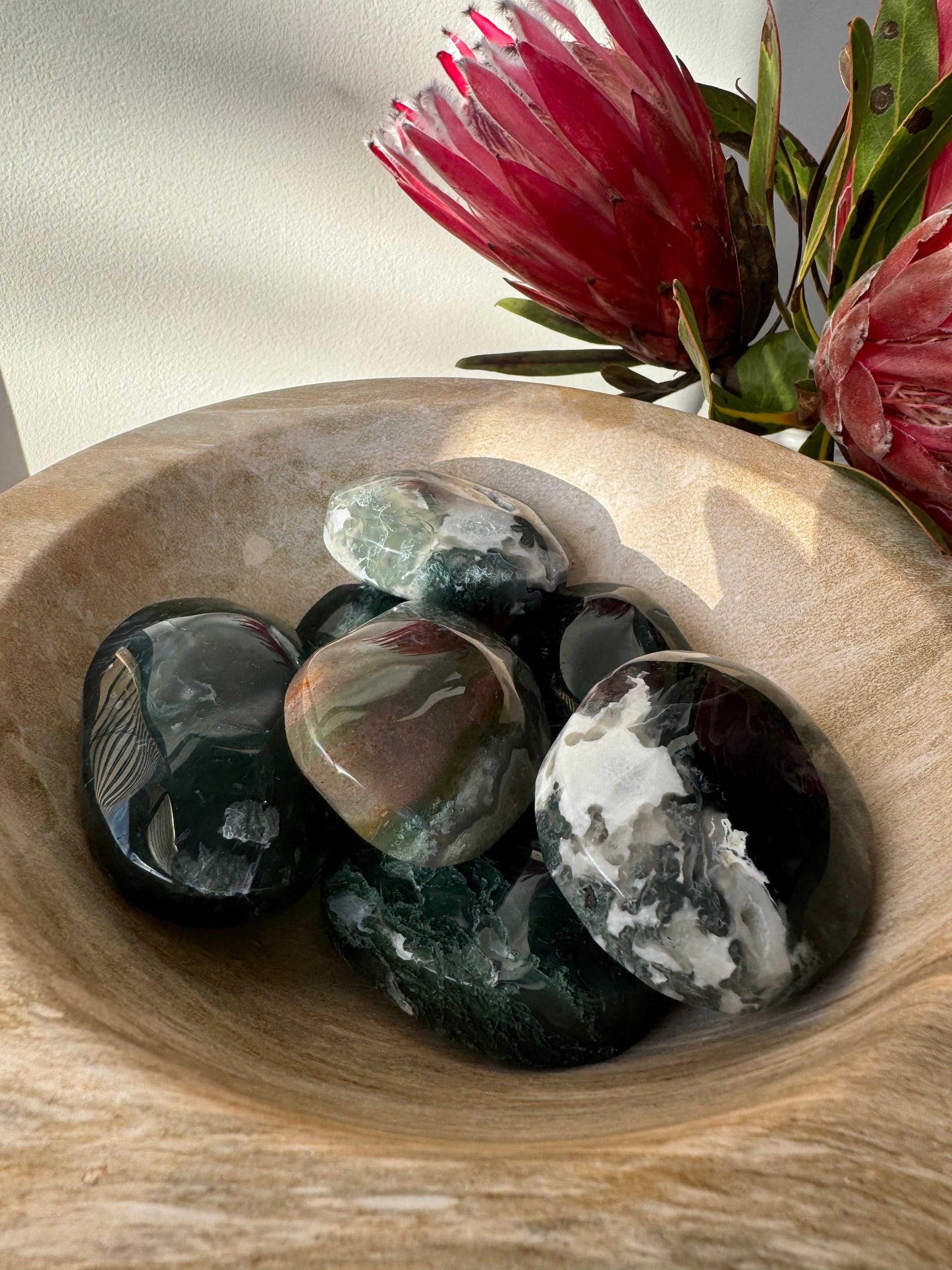 Moss Agate Crystal Palm Stones