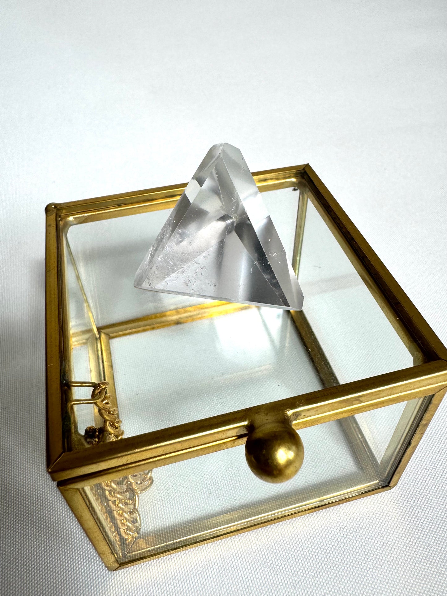 Lemurian Quarze Tetrahedron | Bespoke Crystals NZ