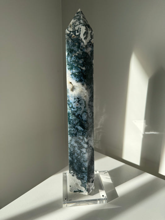 Large Moss Agate Tower