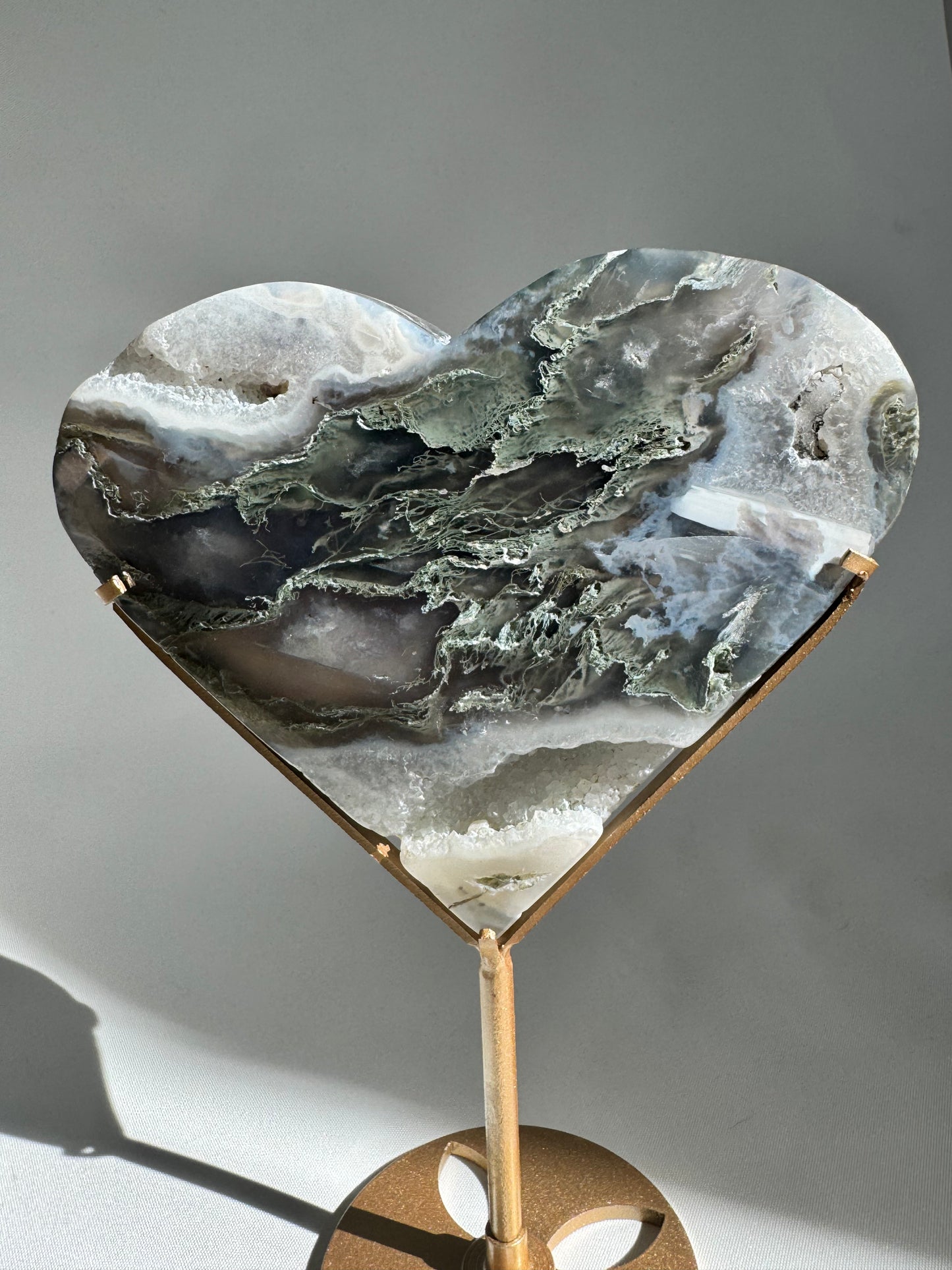 Heart-shaped Moss Agate healing crystal | online crystals NZ