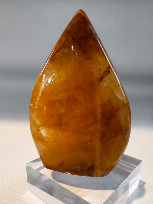 Golden Healer Quartz Flame #10
